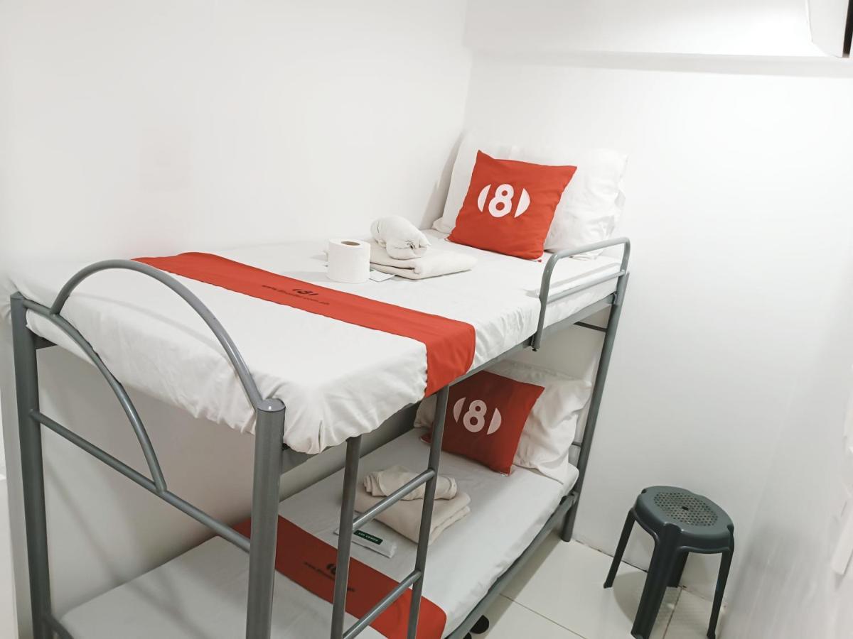 8Hostel Manila Eksteriør billede