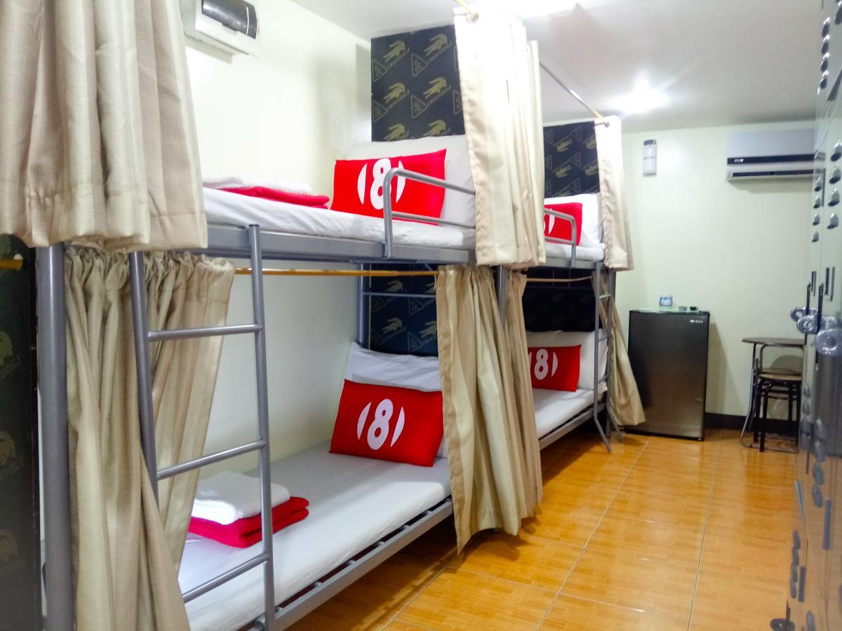 8Hostel Manila Eksteriør billede