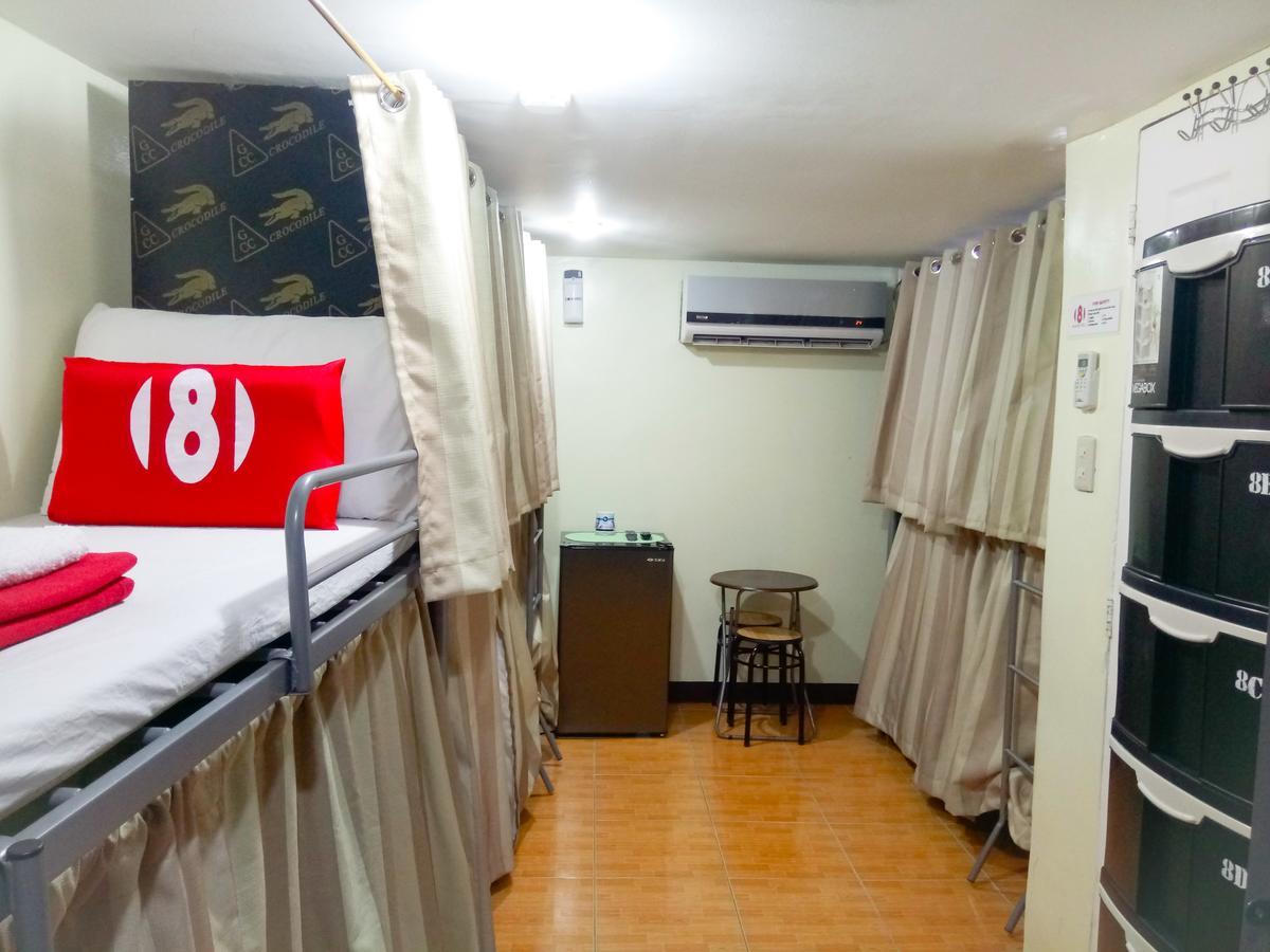 8Hostel Manila Eksteriør billede